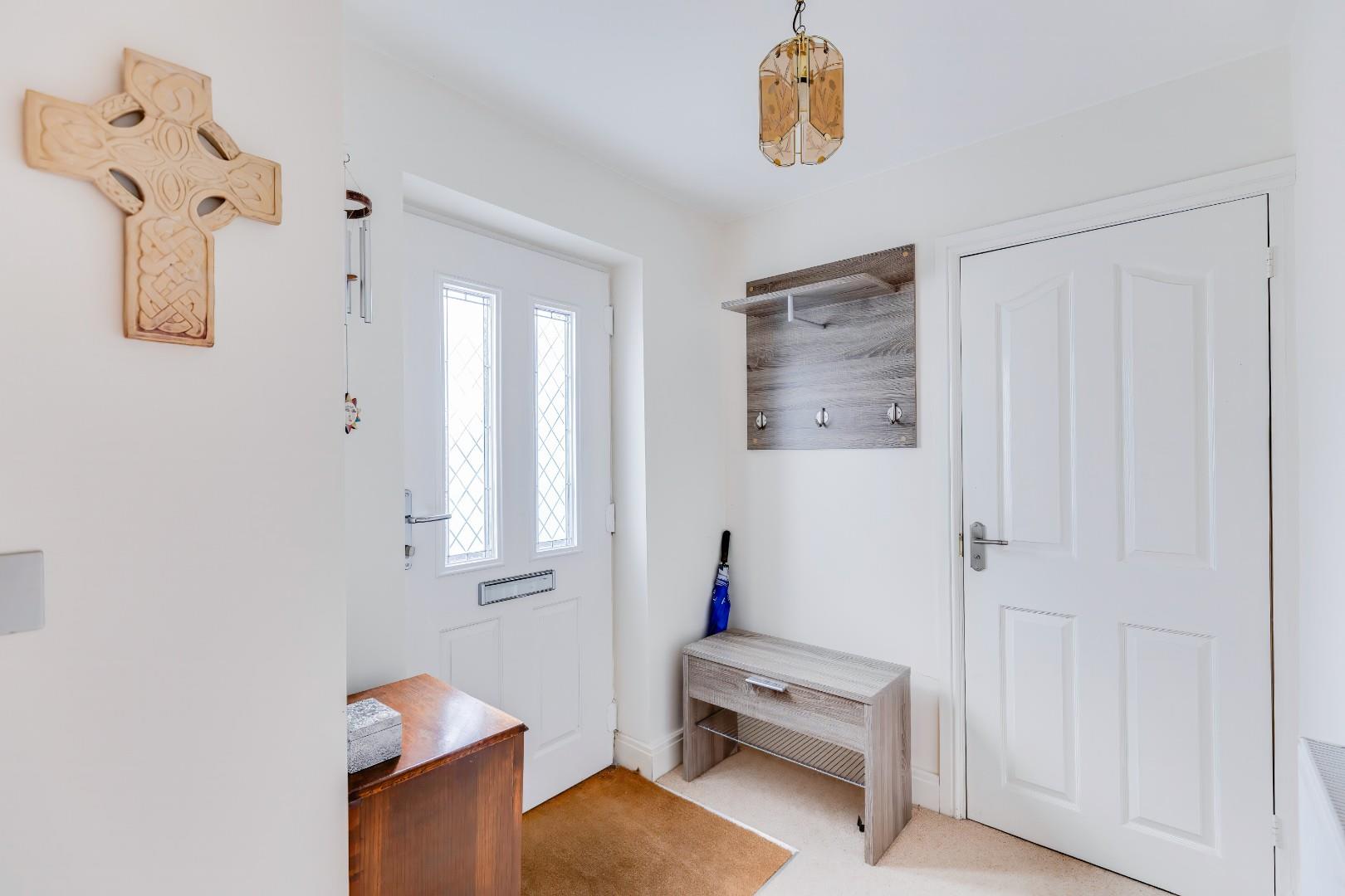 17 Charteris Close, Penarth, CF64 5RT